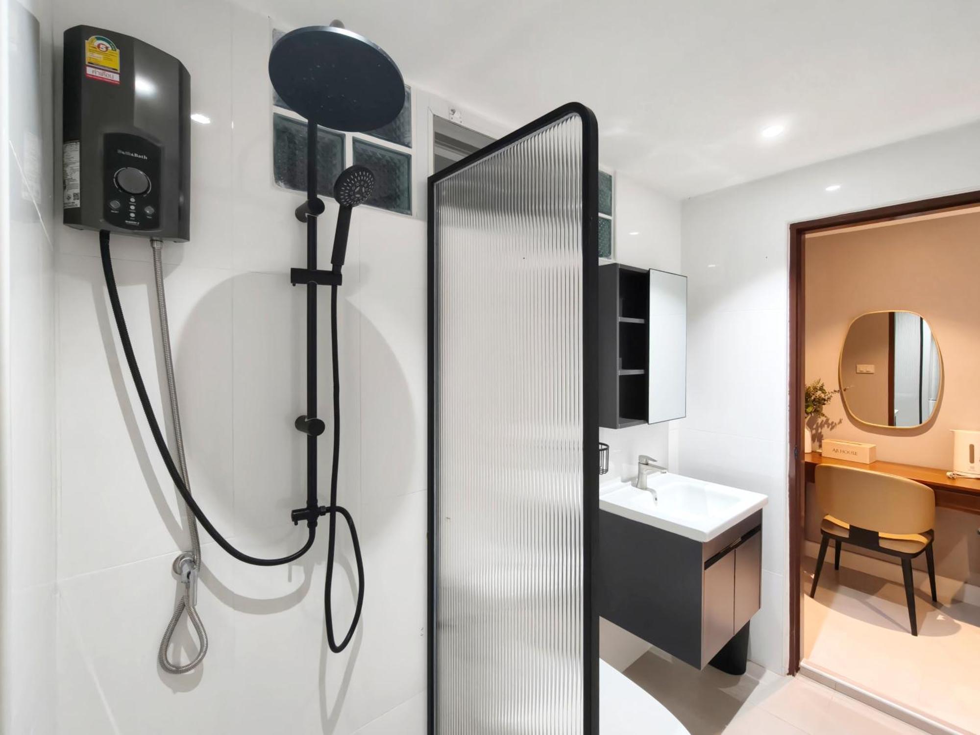 Ab House Aparthotel กรุงเทพมหานคร ภายนอก รูปภาพ